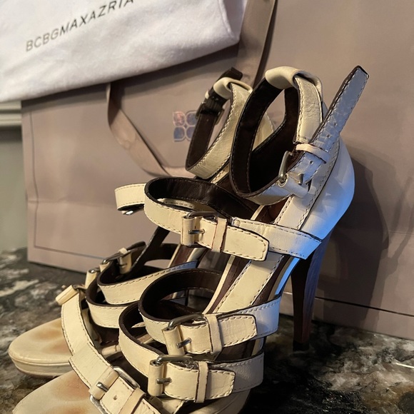 BCBG leather sandals - Picture 2 of 5